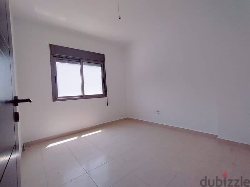 Catchy hot deal!apartment for sale in zeytoun. 126m²+252m²rooftop 10