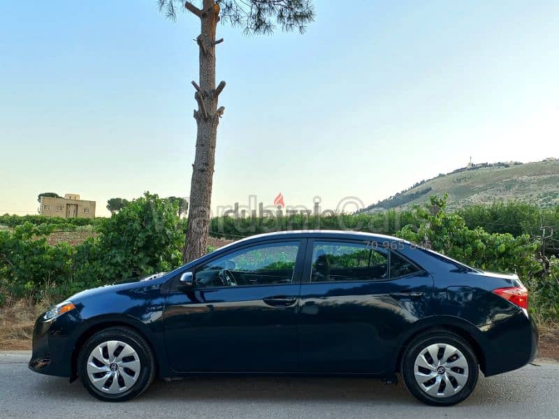 2018 Toyota Corolla LE 3