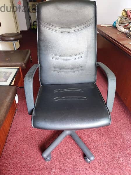 Leather office chair (Nice Price) 3