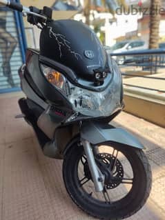 Honda pcx 125cc اذا مهتم اقرا الوصف