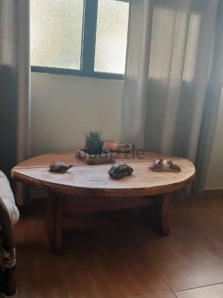 wooden table home decore 0