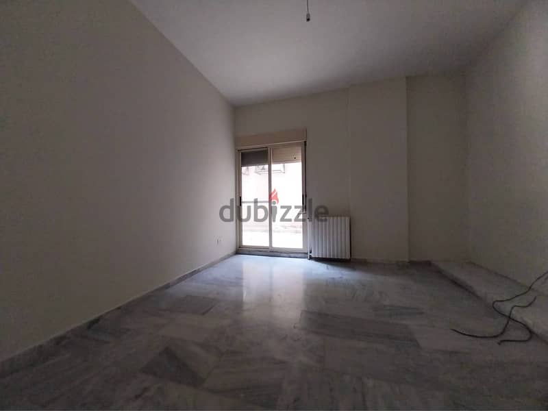 Adma 325m2 | 120m2 terrace/garden | Rent | Partial View | IV | 5