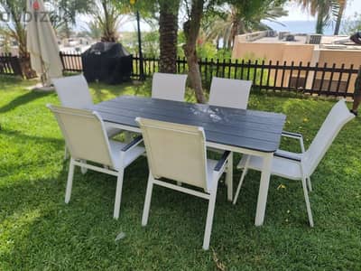 طاولة الومينوم مع كراسي.   Aluminum table with 6chairs