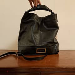 Givenchy Nightingale leather Handbag( Pre-owned)