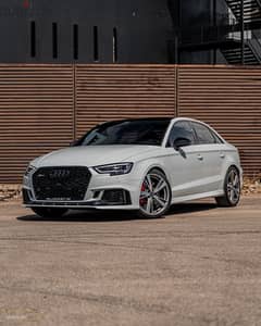 Audi RS3 2018 , Kettaneh Source & Services . Only 28.000Km 0