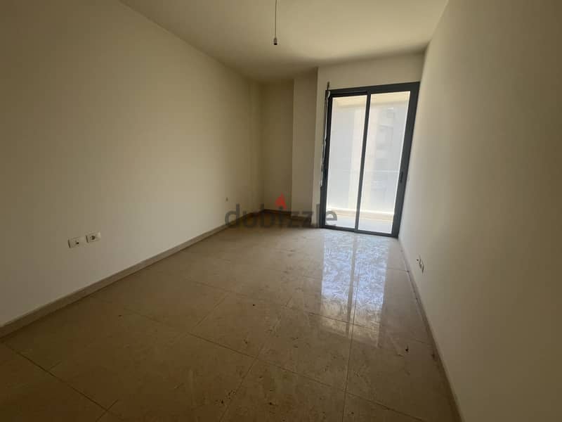 Apartment for sale in Zalka شقة للبيع في الزلقا 4
