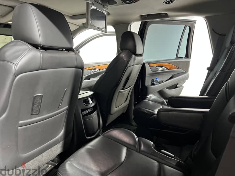 Cadillac Escalade 2015 IMPEX 1 Owner fully serviced Pilot seats 7