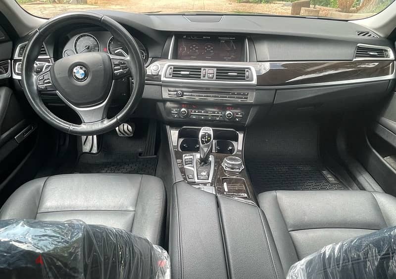 BMW 5-Series 2016 7
