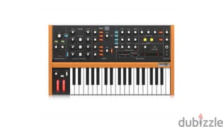 Behringer Poly D Synthesizer