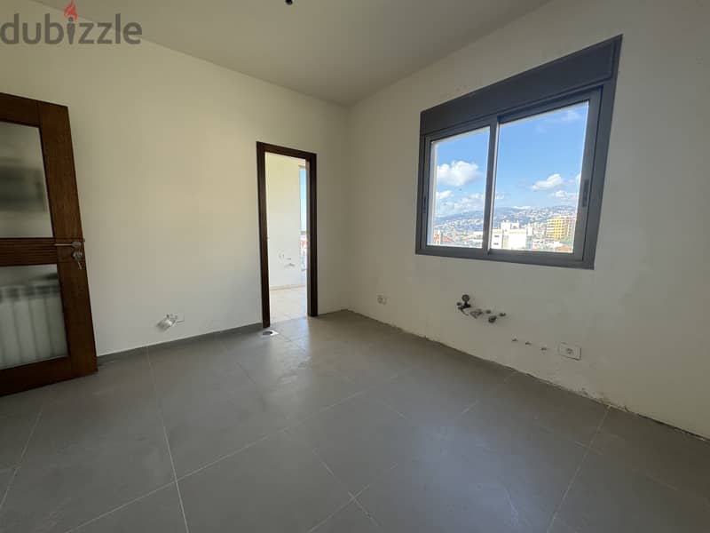 Duplex 325m² + Terrace 70m² for sale in Biyadaدوبلكس 225 م + رووف 100 5
