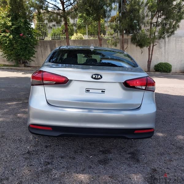 Kia Forte 2017 4