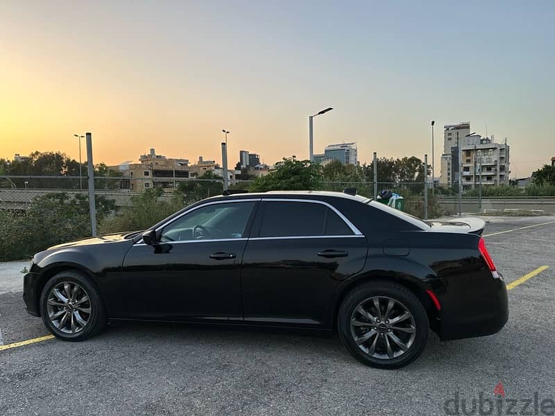 Chrysler 300c S Model 2016 6