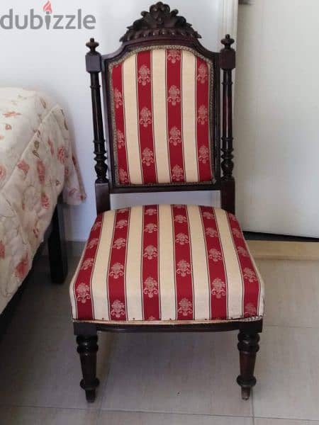 Old french style furniture more than 100 years 3