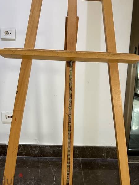 Wooden Art Stand / Art easel adjustable for paintings 3