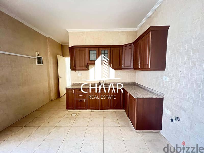 #R1938 - Apartment for Rent in Ras El Nabeh 6