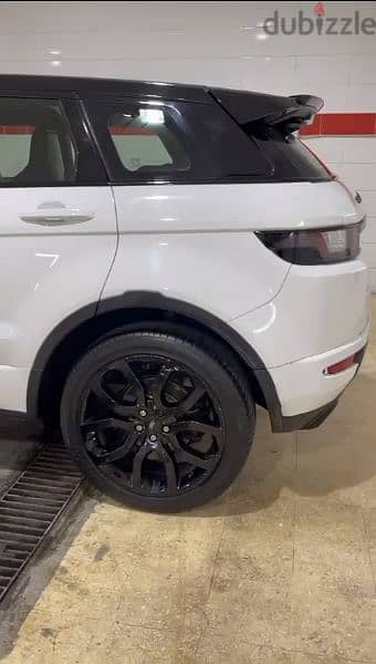 Land Rover Evoque 2012 5