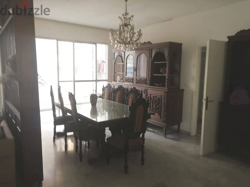 Stunning I 200 SQM Apartment in Tallet El Khayat. 4