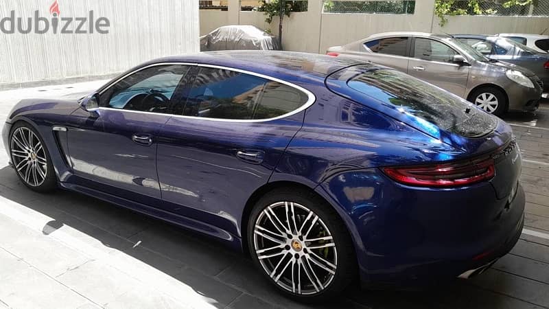 Porsche Panamera 2010 4