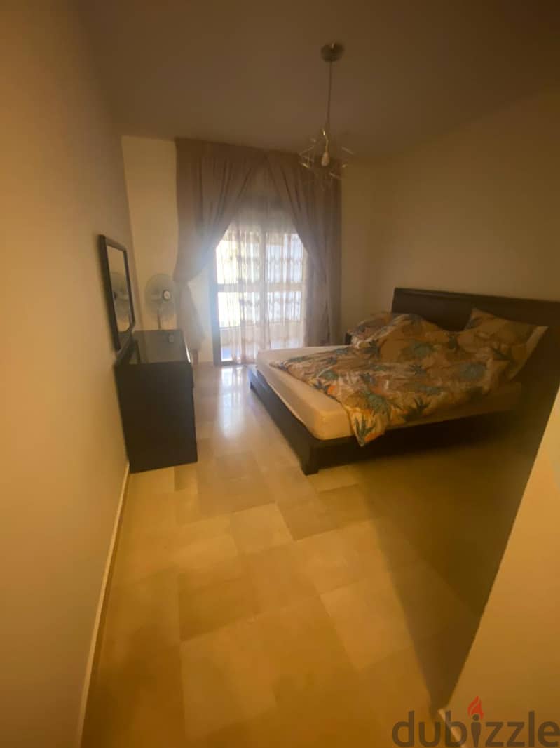 FULLY FURNISHED IN AIN EL MRAISSEH PRIME (220SQ) 3 BEDROOMS (JNR-126) 3