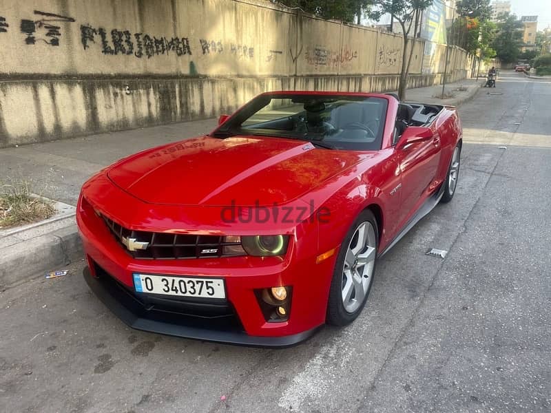 Chevrolet Camaro 2011 v8 SS convertible like New 0