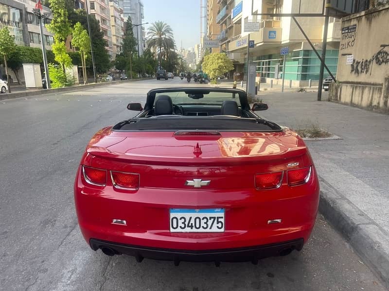 Chevrolet Camaro 2011 v8 SS convertible 7