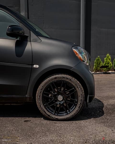 Smart fortwo 2015 Turbo , Matte Black Wrapped 4