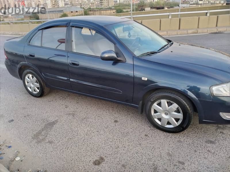 Nissan Sunny 2008 1