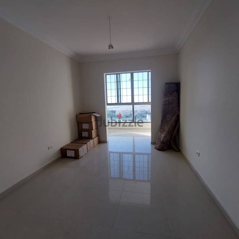 110m² Apartment with Mountain View for Sale in Bchamoun 4