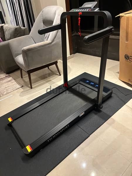Foldable underbed treadmill 2.0 hp 1