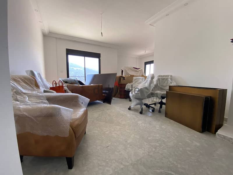Apartment for Sale in Bsalim/ Luxurious - شقة للبيع في بصاليم 1