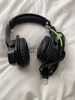 gaming headphones