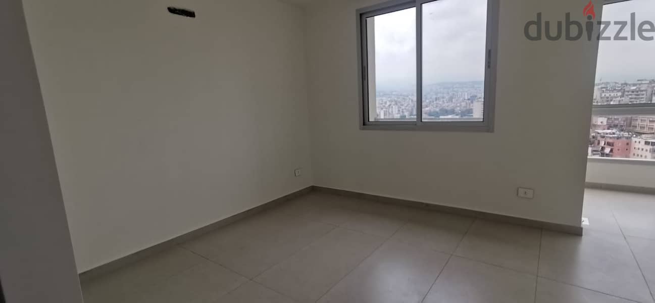 Apartment for sale in Achrafieh - شقة للبيع في الأشرفية 4