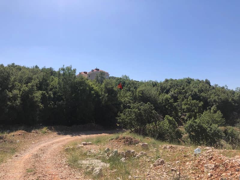 Land for sale in Ajaltoun أرض للبيع في عجلتون 3