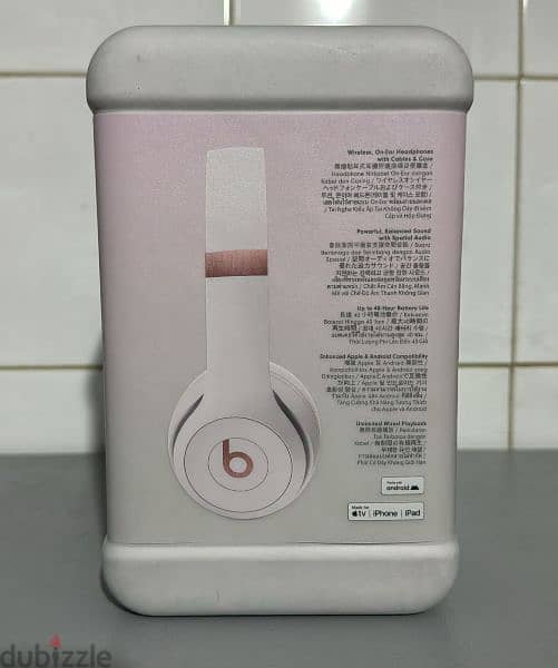 Beats Solo 4 cloud pink 1