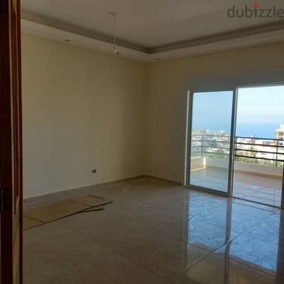 Apartment for sale in Bouar شقة للبيع في البوار