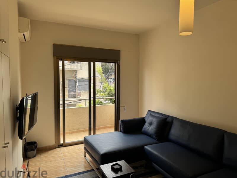 Apartment for sale in hazmieh 160 SQM 3