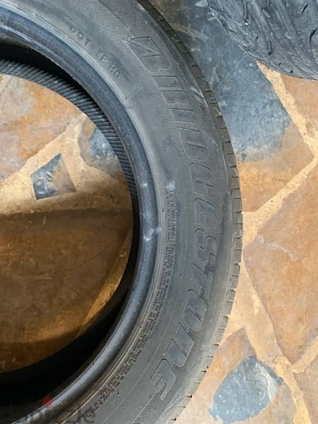 Bridgestone Dueler H/P Sport 225/60R18 100V Tires 2