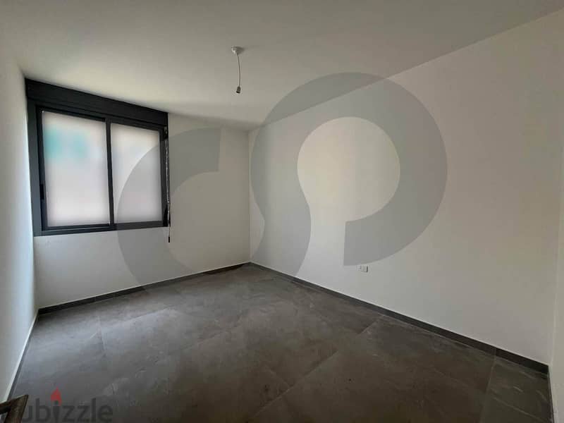 apartment in the heart of Furn El Chebbak/فرن الشباك REF#IR108246 2