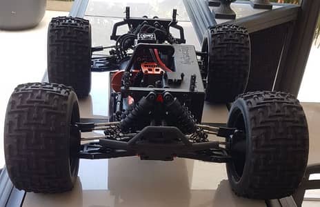 exchange on rc car , HPI BULLET, 3S , brushless , excellent e