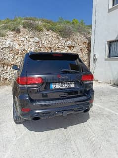 Jeep Grand Cherokee 2012 overland v8 look srt 0