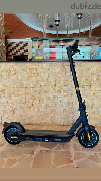 scooter ninebot kick max 2022 in excellent condition 1