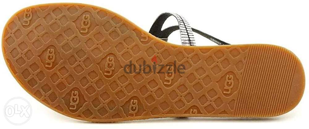 ugg sandals 2