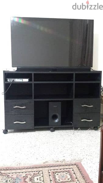 TV-cabinet 0