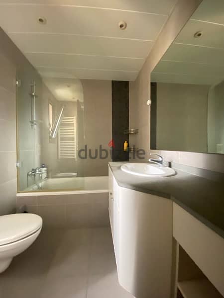 Charming apartment with open views in Achrafieh. 11