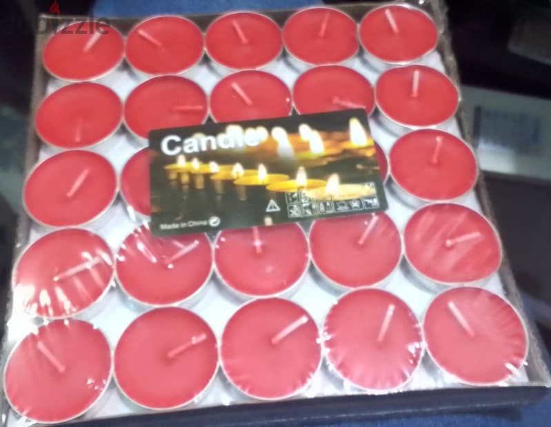 25 RED CANDLES 0