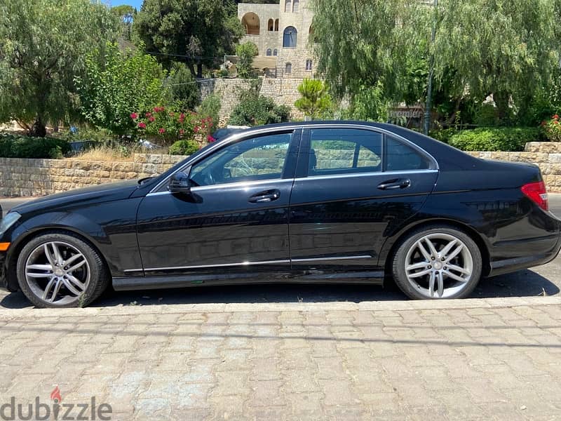 Mercedes C300 4matic Like new 9