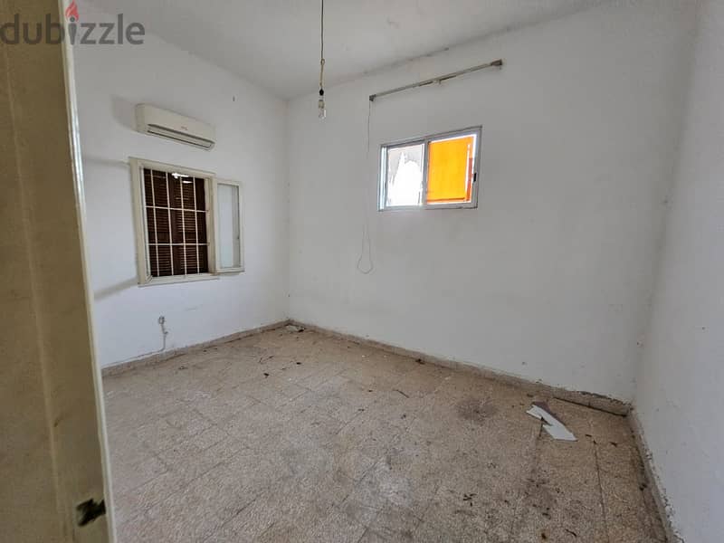 Ashrafieh | 917$/m² | 1st Floor | Balcony | Catchy Airbnb Investment 5