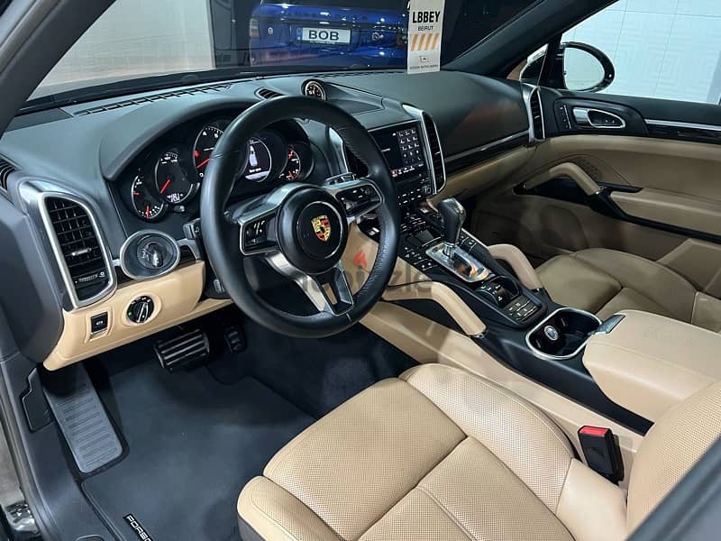 Porsche Cayenne 2018 6