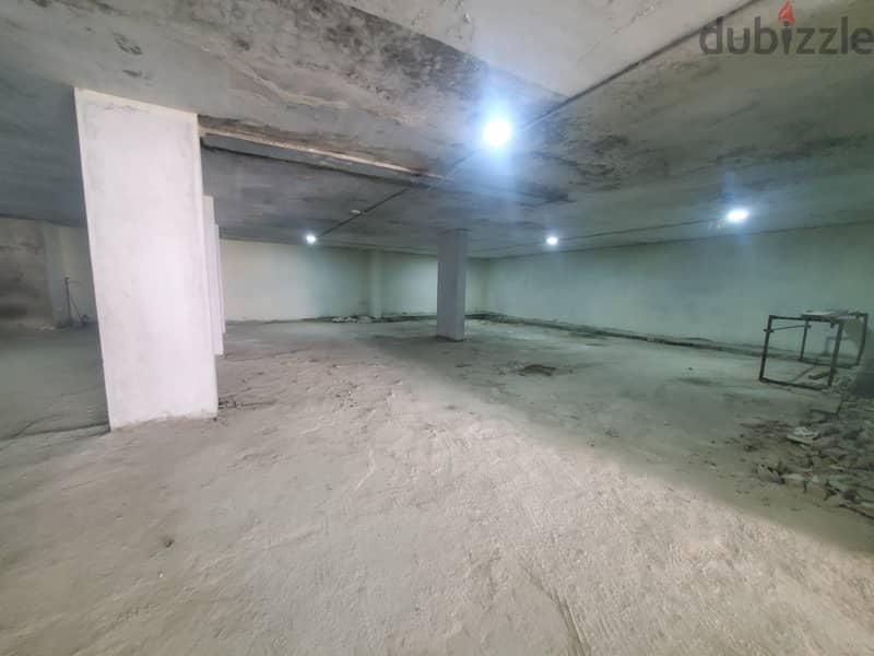 Warehouse for sale in Beit El Kikko مستودع للبيع في بيت الكيكو 1