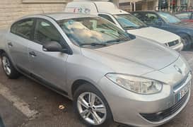 Renault fluence 2011 automatic very clean     رينو ميغان أوتوماتيك